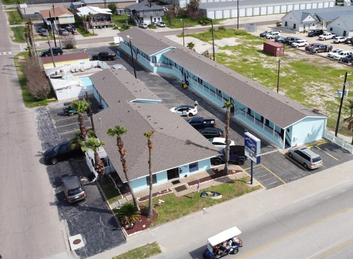Amelia's Landing Hotel Port Aransas Bagian luar foto